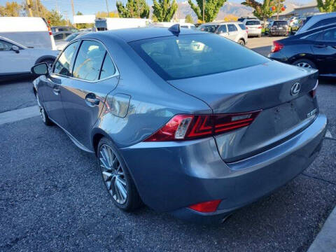 2016 Lexus IS 200t