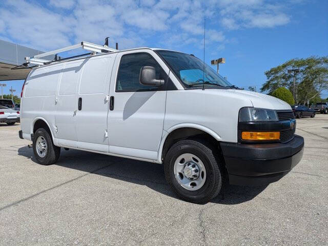 2023 Chevrolet Express 2500