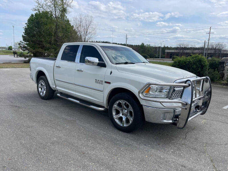 2017 RAM 1500 Laramie