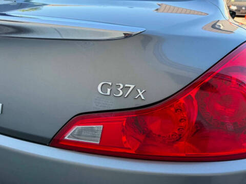 2012 Infiniti G37 Coupe x