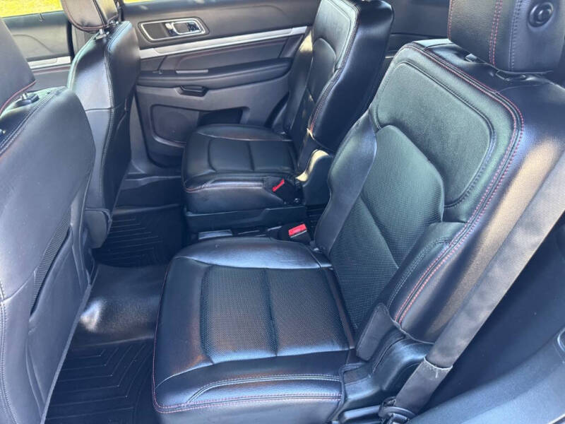 2019 Ford Explorer Sport