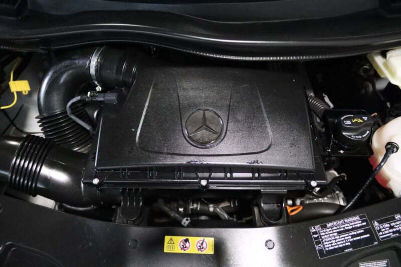 2023 Mercedes-Benz Metris Passenger