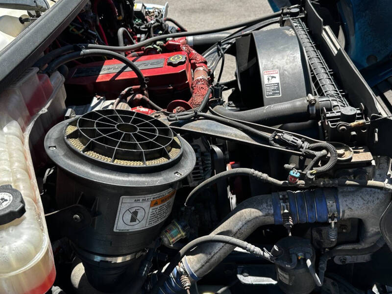 2012 Freightliner M2 106