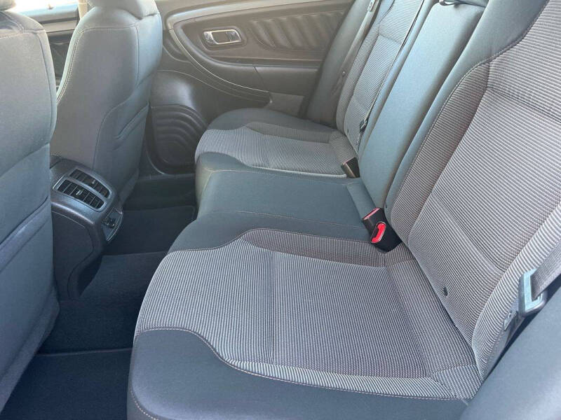 2010 Ford Taurus SEL