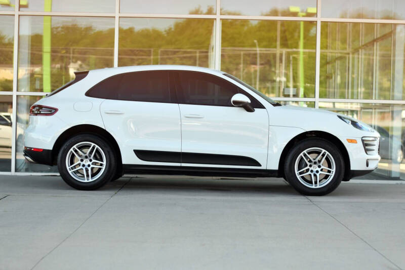 2017 Porsche Macan