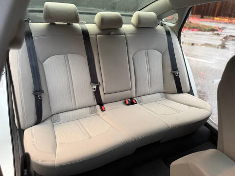 2017 Hyundai Sonata Hybrid SE