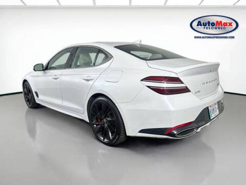 2023 Genesis G70