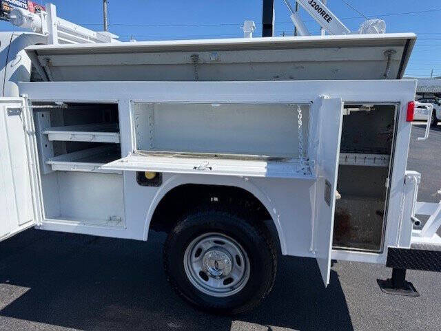 2015 Ford F-350 Super Duty XL