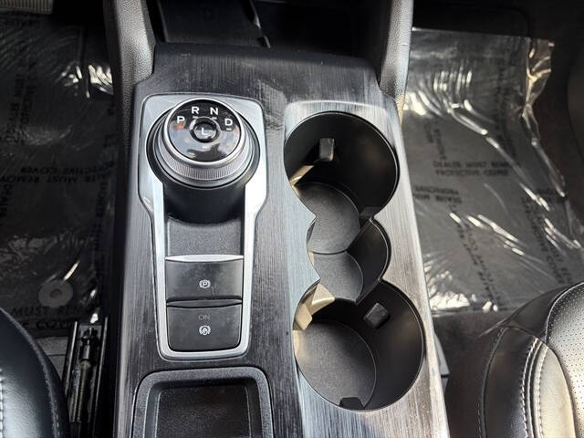 2025 Ford Escape Platinum