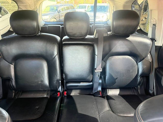 2017 Nissan Armada Platinum