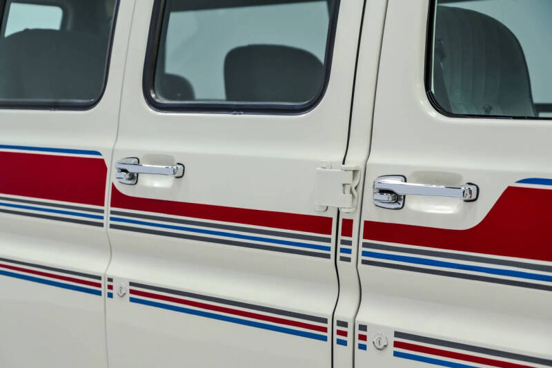 1990 Ford E-Series E-150