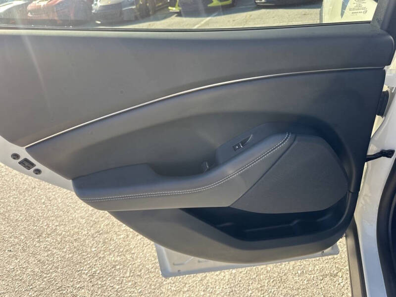 2024 Ford Mustang Mach-E Select