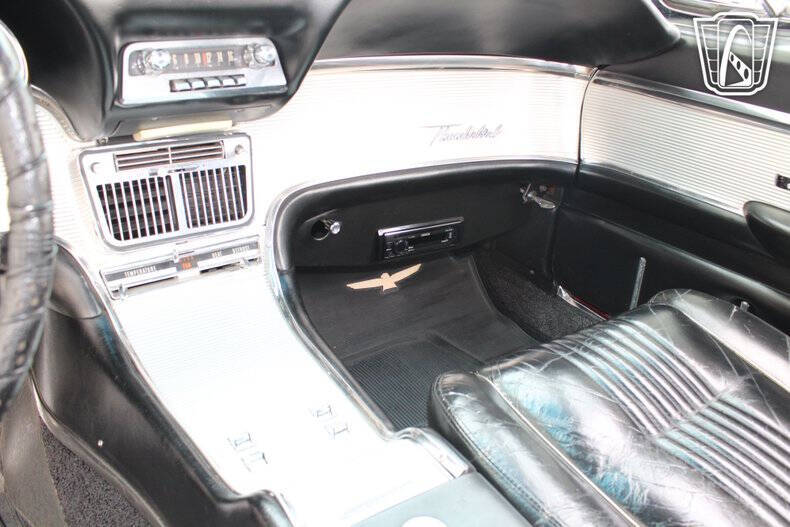 1963 Ford Thunderbird