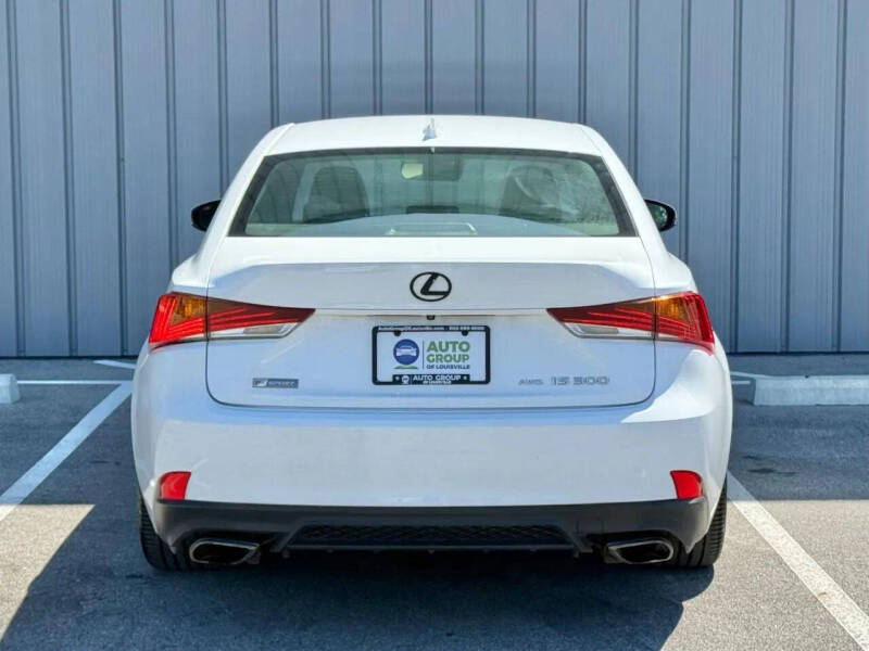 2019 Lexus IS 300