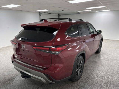 2021 Toyota Highlander Platinum