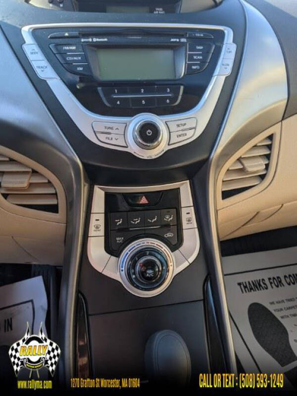 2012 Hyundai Elantra