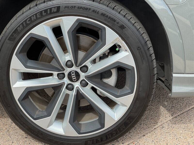 2021 Audi Q3 quattro S line Prem Plus 45 TFSI