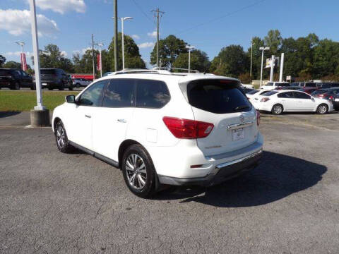 2017 Nissan Pathfinder S