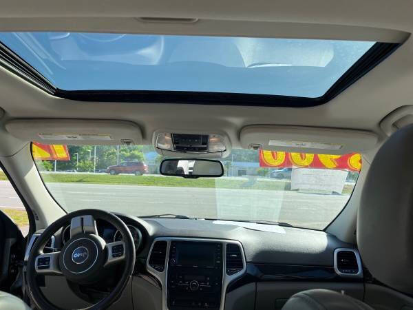 2012 Jeep Grand Cherokee Laredo