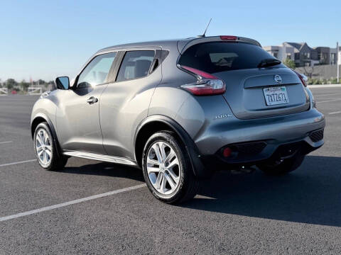 2016 Nissan JUKE SV