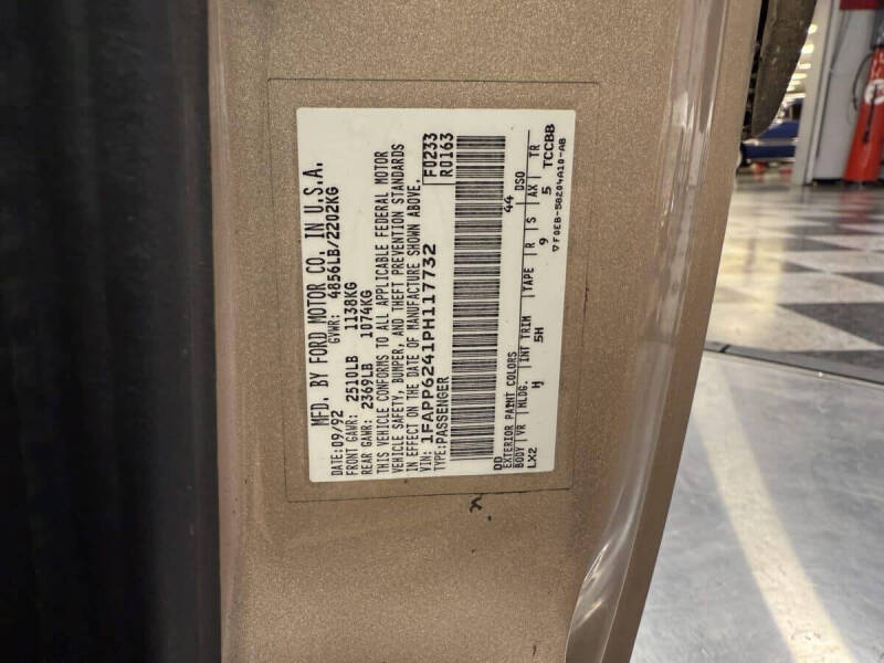 1993 Ford Thunderbird LX