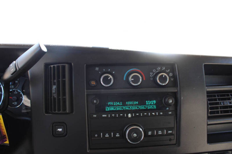 2017 Chevrolet Express 2500