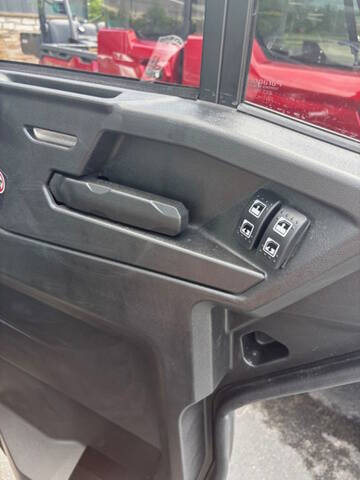 2025 Can-Am Defender