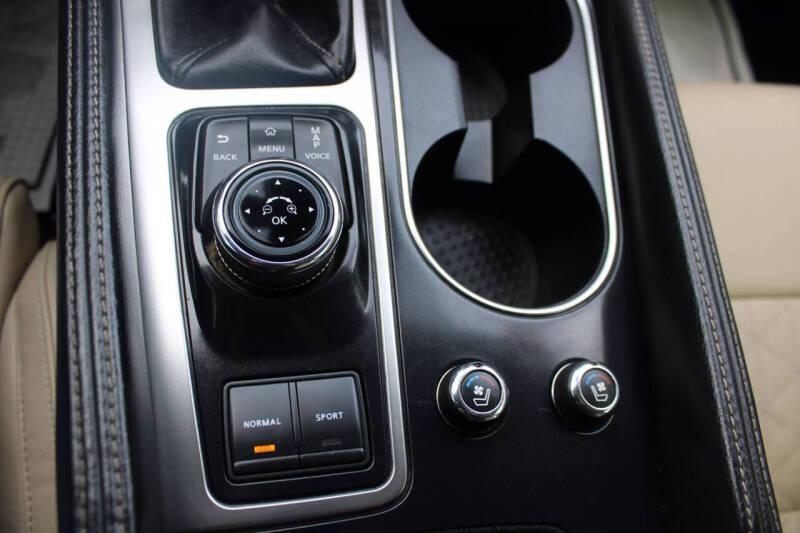 2017 Nissan Maxima Platinum