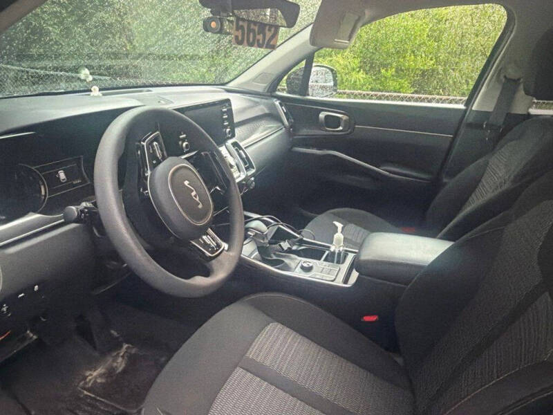 2023 Kia Sorento LX