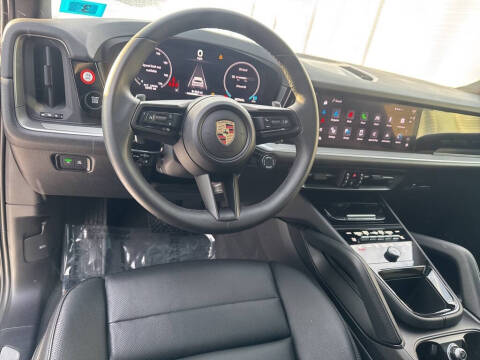 2025 Porsche Cayenne