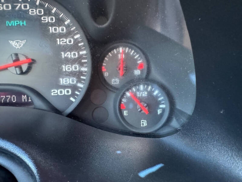 2004 Chevrolet Corvette