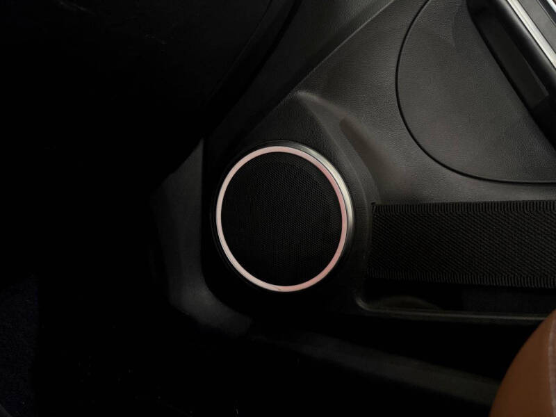 2015 Volkswagen Beetle Convertible 1.8T Classic PZEV