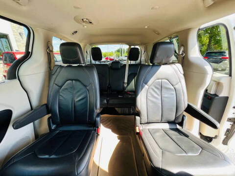 2017 Chrysler Pacifica