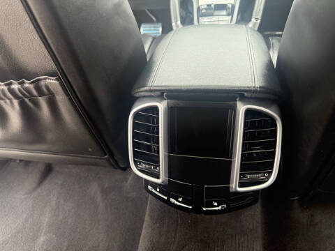 2016 Porsche Cayenne S