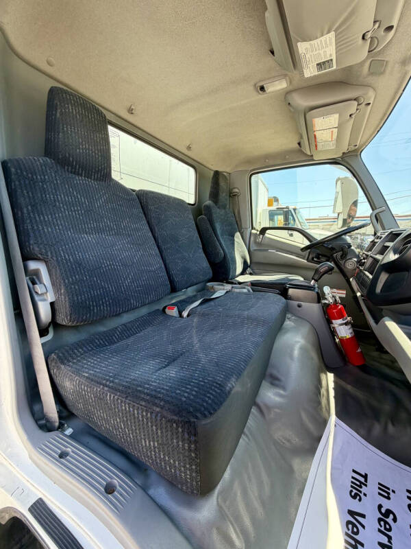 2019 Hino 155