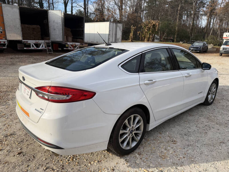 2017 Ford Fusion Hybrid SE