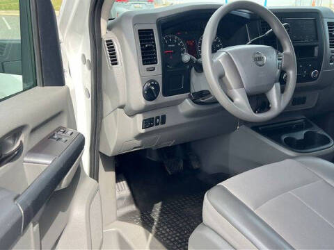 2017 Nissan NV