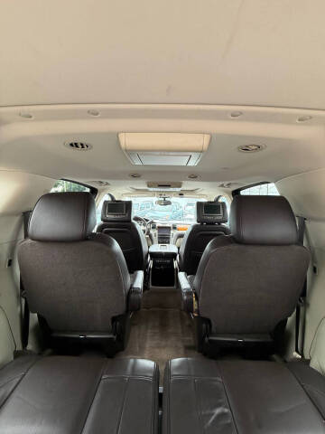 2012 Cadillac Escalade ESV Platinum Edition