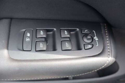 2022 Volvo XC60 B5 Inscription