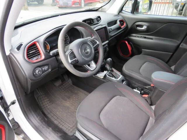 2023 Jeep Renegade Trailhawk