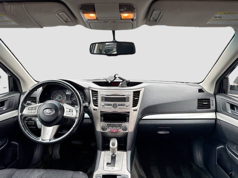 2011 Subaru Legacy 2.5i Premium