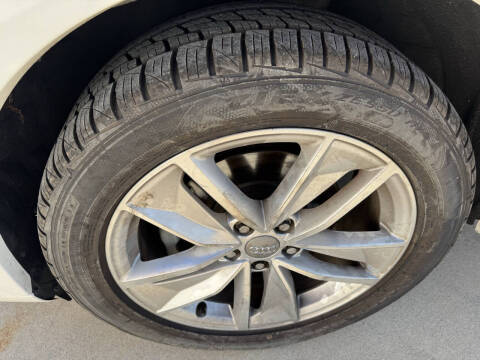 2017 Audi Q3 2.0T Premium Plus