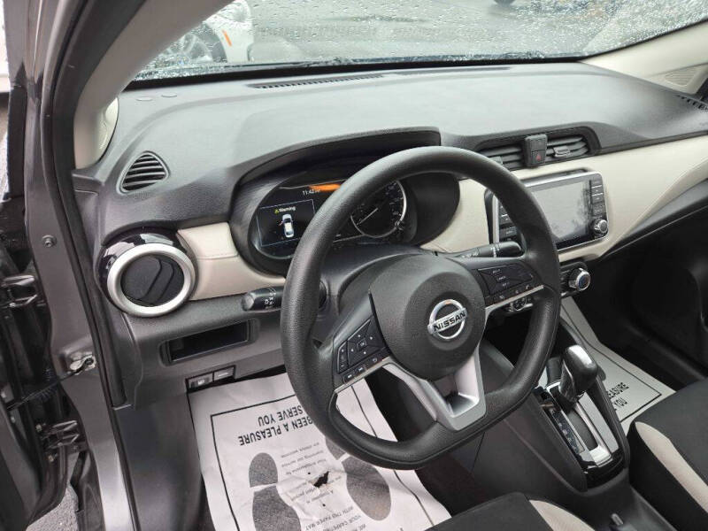 2021 Nissan Versa SV