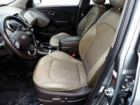 2015 Hyundai Tucson SE