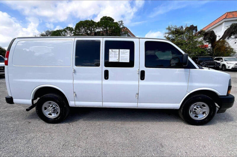 2023 Chevrolet Express 2500