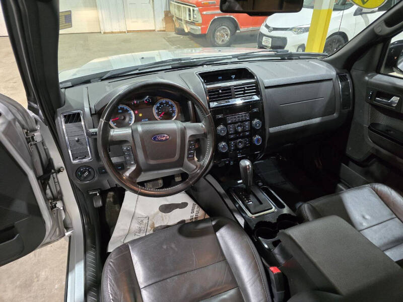 2009 Ford Escape XLT