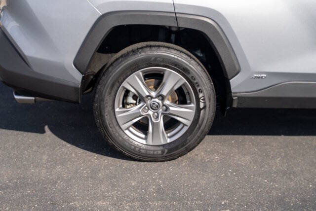 2024 Toyota RAV4 Hybrid XLE