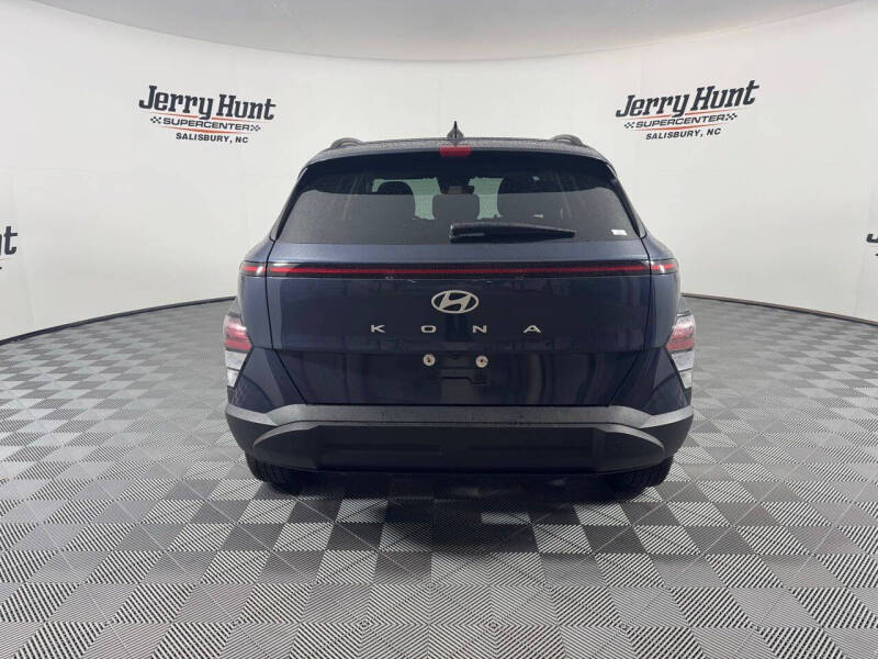 2025 Hyundai Kona SEL