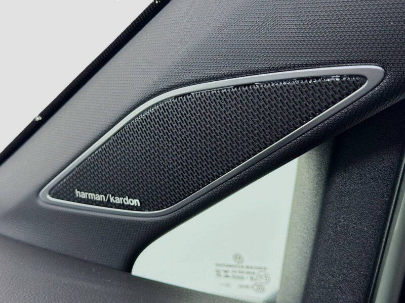 2024 Volkswagen Golf GTI SE