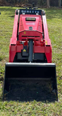 2025 Derette V1000